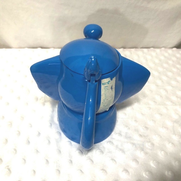 The Greatest Show On Earth Flip Top Cup Blue Eleph - Picture 4 of 6